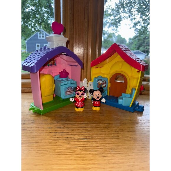 Fisher-Price Little People Disney Mickey & Minnies House Playset - Picture 1 of 5